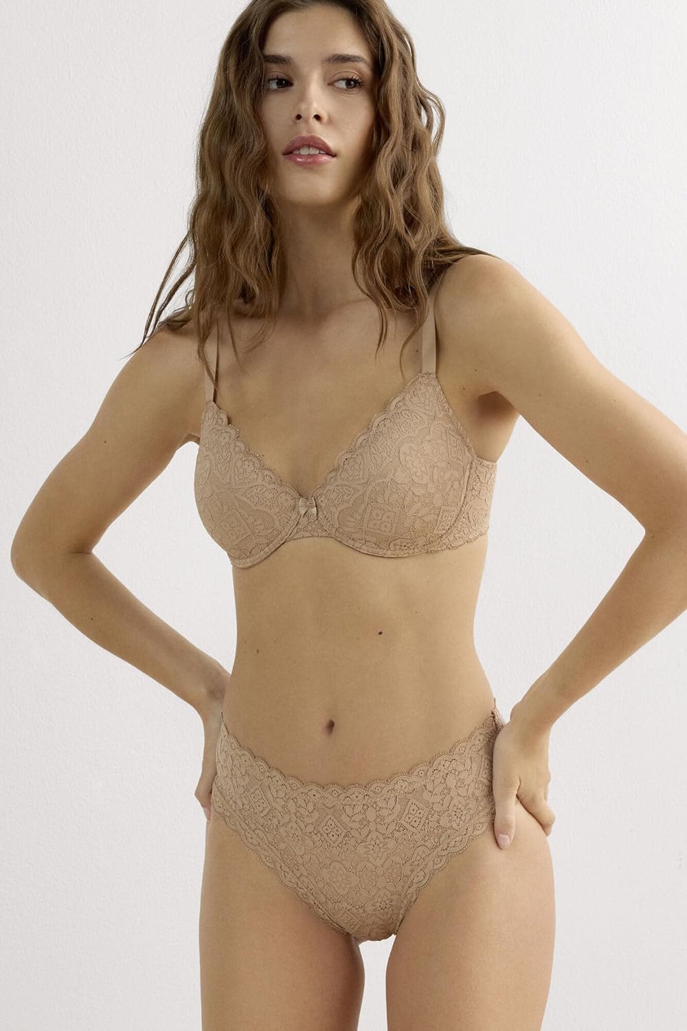 Intimissimi Woman's Lace Hipster Brazilian - Image 4