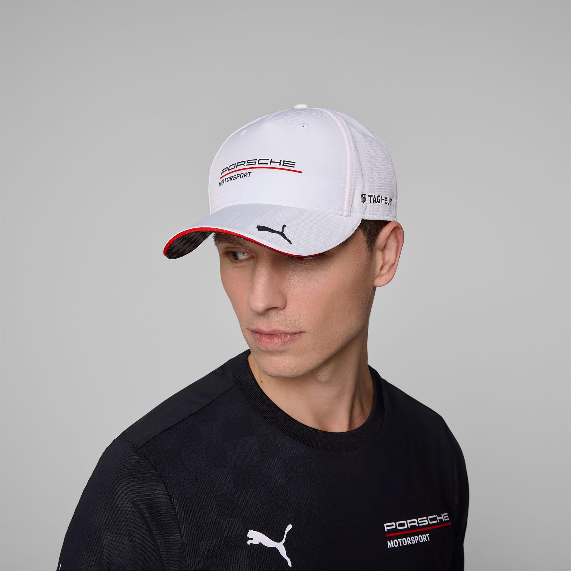 PUMA Porsche Motorsport Cappellino del Team con Visiera Curva e Loghi Porsche Motorsport e Sponsor, Incluso Un Logo Visiera