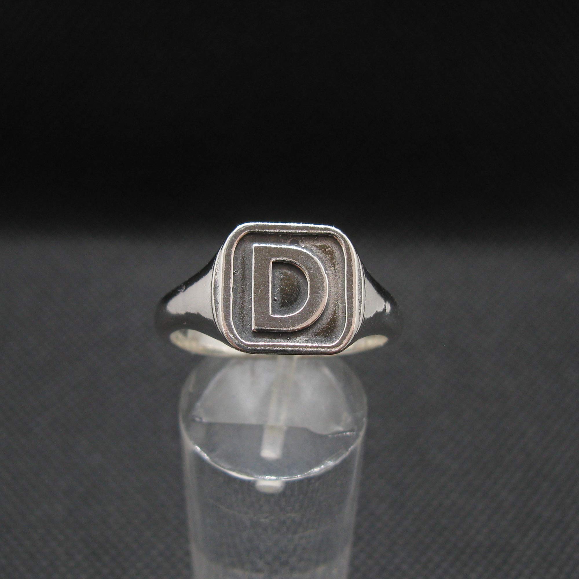 Anello da Uomo in Argento Massiccio Marchiato 925 Lettera D R002124 Empress