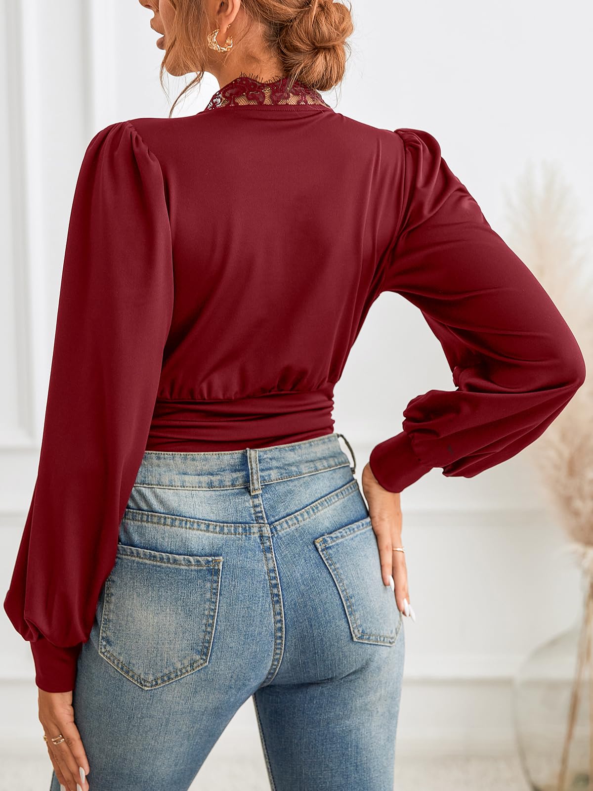 CUPSHE Body en dentelle pour femme avec col en V plongeant et manches longues