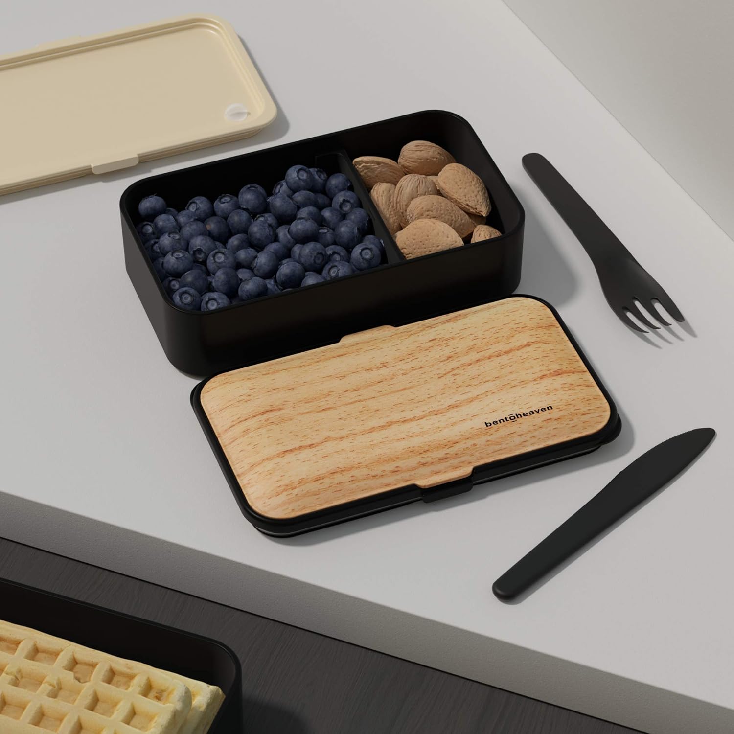 Premium Bento Lunch Box in 8 Modern Colors - 2 Compartments, Leak-proof - Includes Sauce Cup, Divider, Cutlery & Chopsticks - 40oz Japanese Bento Box for Adults & Kids - Zero Waste & Food-Safe: Home & Kitchen