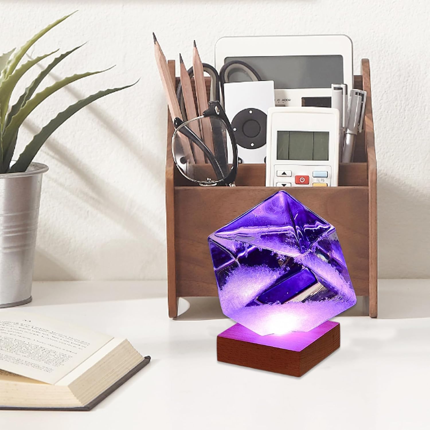 Weather Globe 1pc Cube Storm Glass Weather Forecaster Storm Glass Predictor Globe with Cube Design for Home Office Desktop Dec (with Light Base)