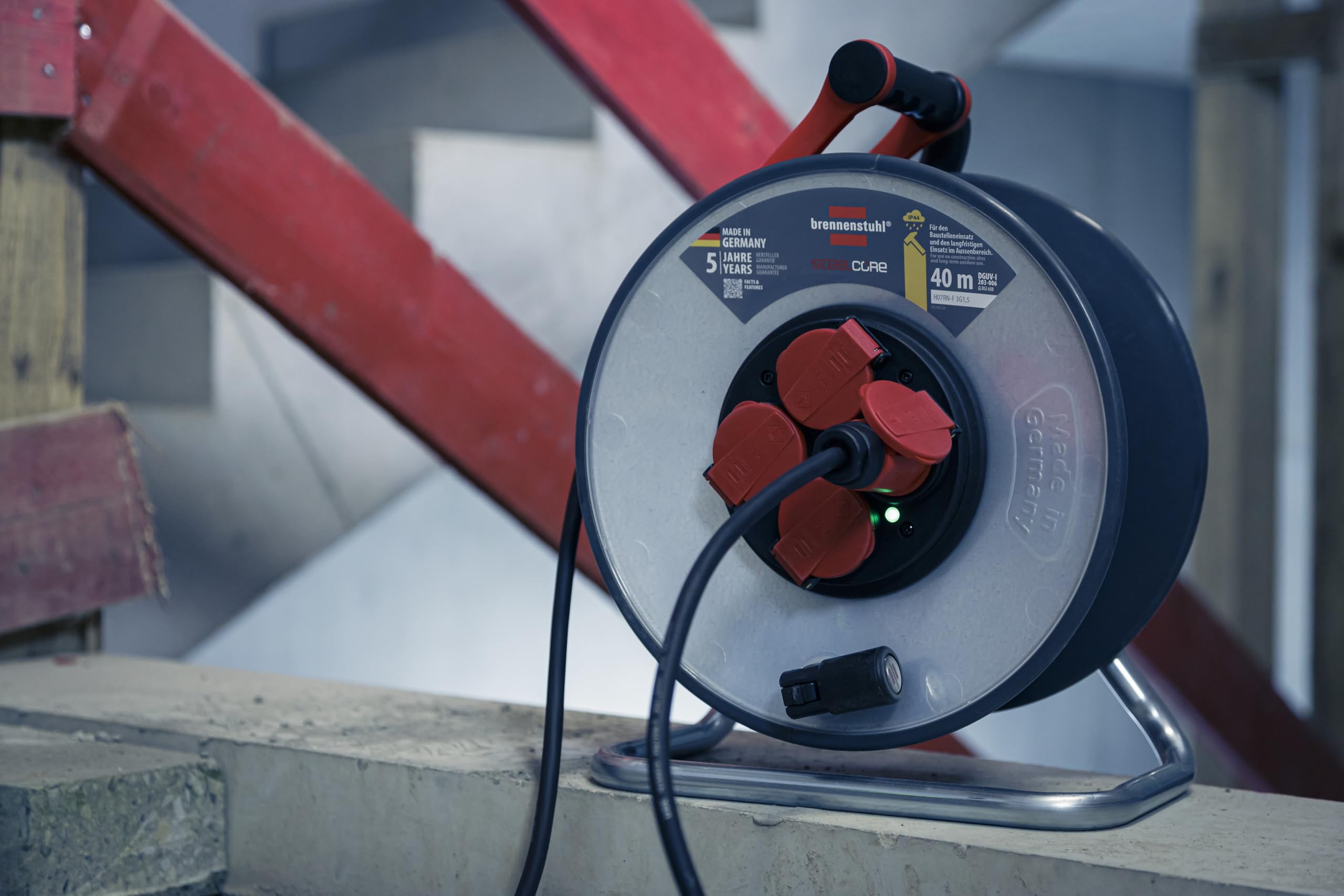 Brennenstuhl Professional SteelCore SC 4100 IP44 (40 m, corpo tamburo in lamiera d'acciaio, uso da cantiere e uso esterno permanente, Made in Germany)