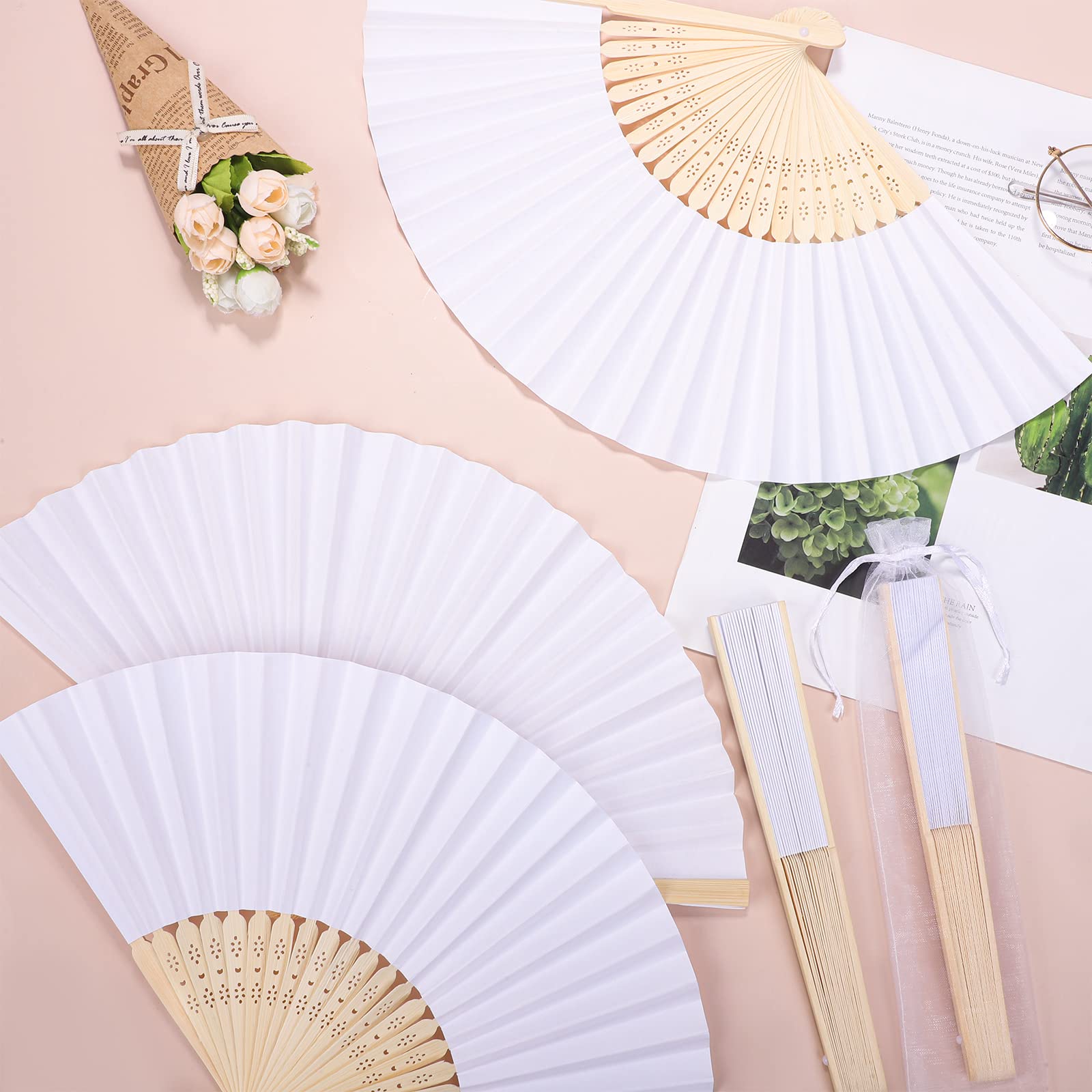 MCEAST 80 Stück weiße Faltbare Papierfächer Hochzeitsfächer Handfächer Papierfächer aus weißem Bambus Papier Handfächer Faltbar Coole Hochzeitsgeschenke mit 80 Organza-Beutel für DIY Hochzeit Dekor