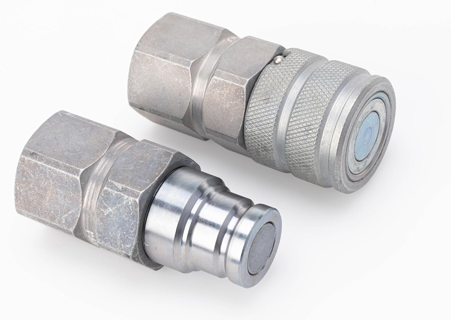 Parker FF‑501‑8FP + FF‑502‑8FP Flat Face Hydraulic Quick Coupler Set | ½″ Body ISO 16028 | Fits ½″ NPT & NPSF Threads | For Bobcat, Kubota, Skid Steer Attachments | 3000 PSI