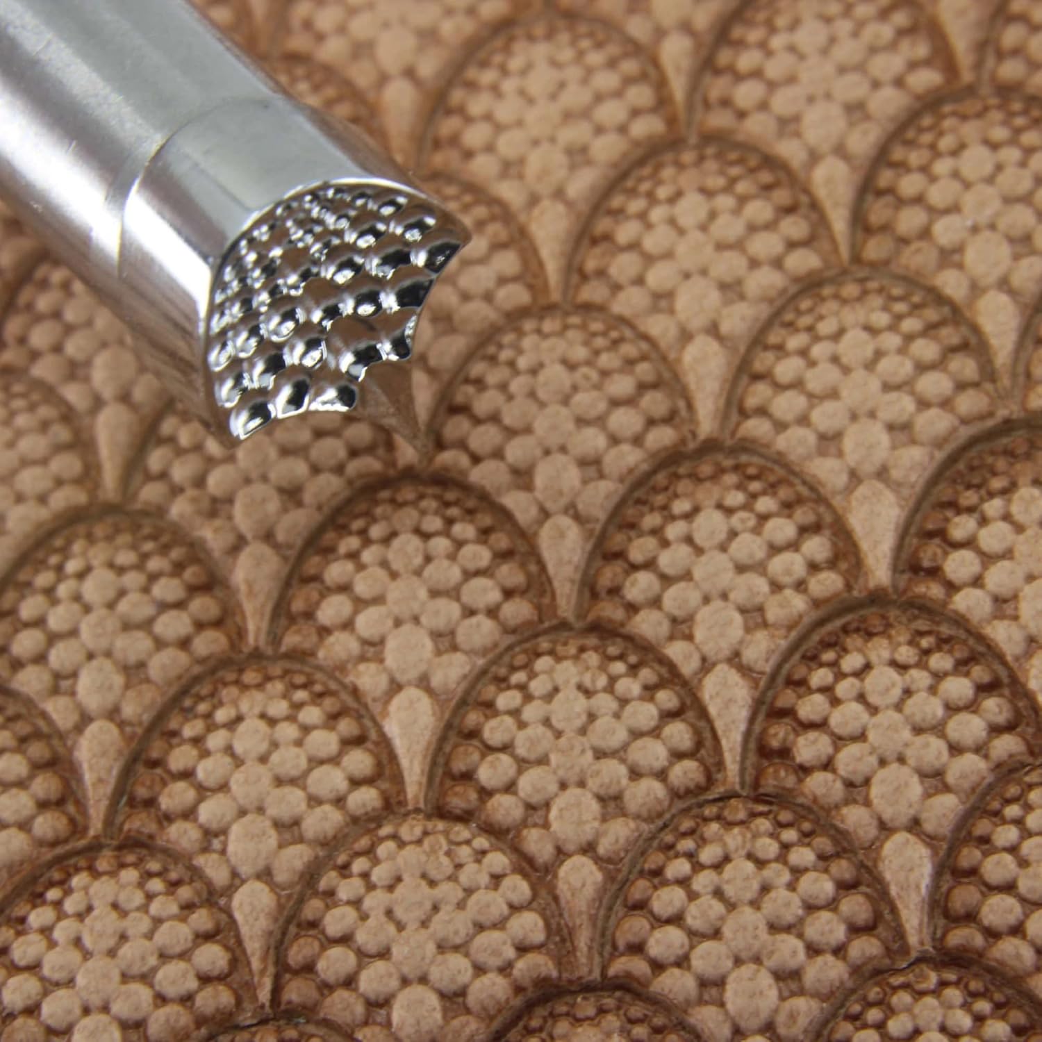 Pro Leather Carvers Textured Dragon Scale Geometric Leather Stamp, Stainless Steel Leather Stamping Tool, Zhong Jiang