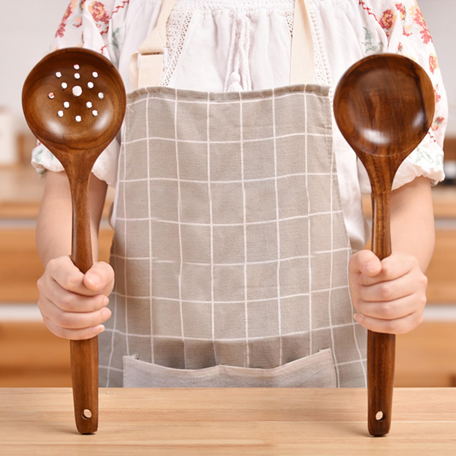Cucharas grandes de madera para cocinar, utensilios de madera de teca de alta calidad para cocinar, resistentes y resistentes al calor, 13.7 pulgadas de largo x 3.7 pulgadas de ancho
