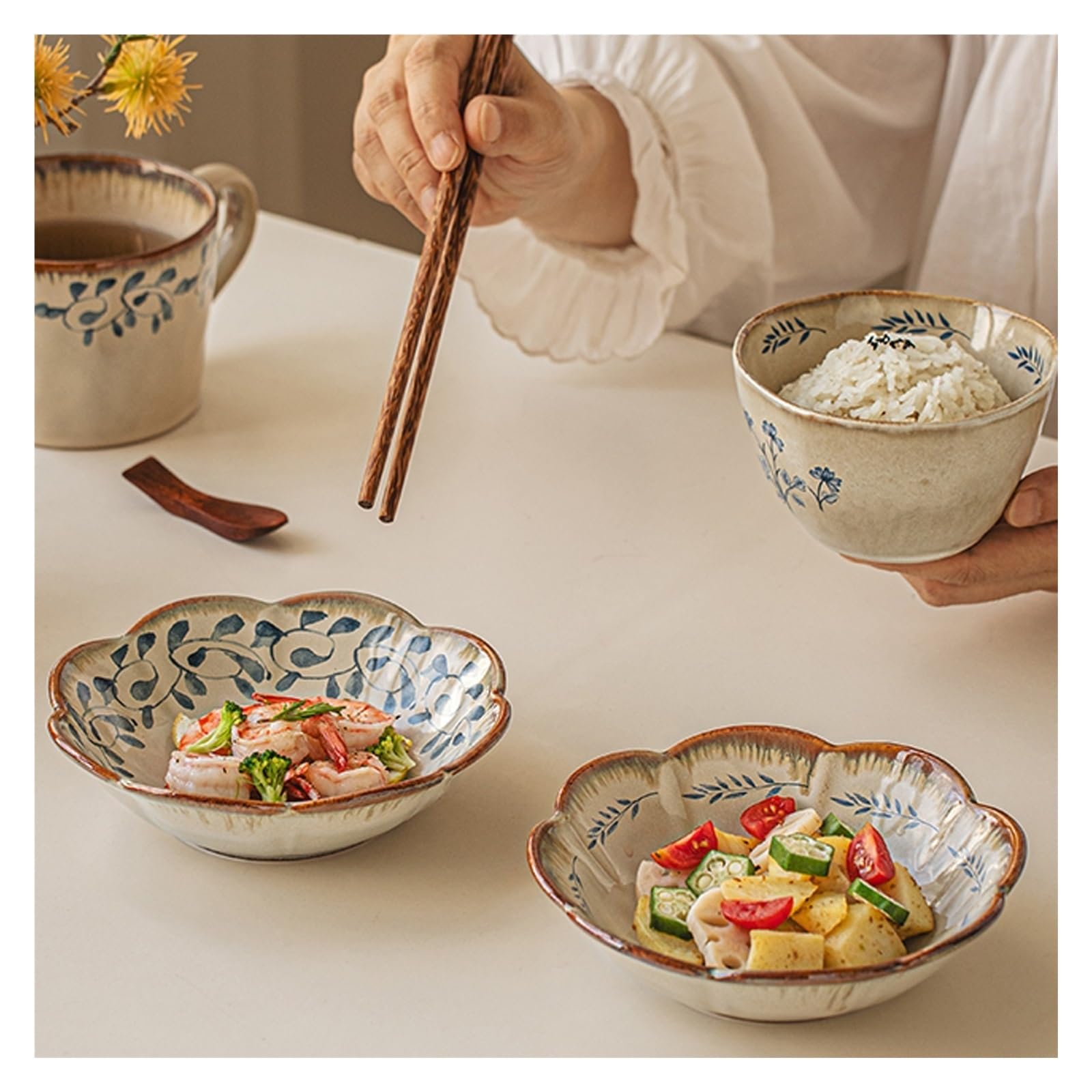 Soßengericht Die Saucenschale bietet Platz for Desserts, Nüsse, Salatdressings und andere Gewürze