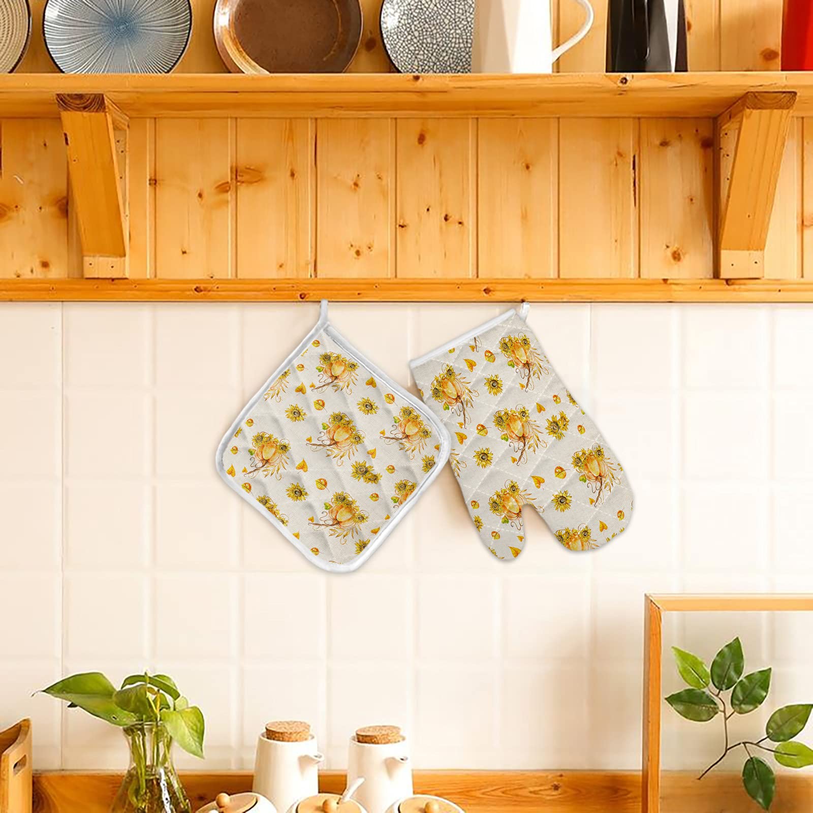 Oven Mitts 2-Piece Set Mitt and Potholder
