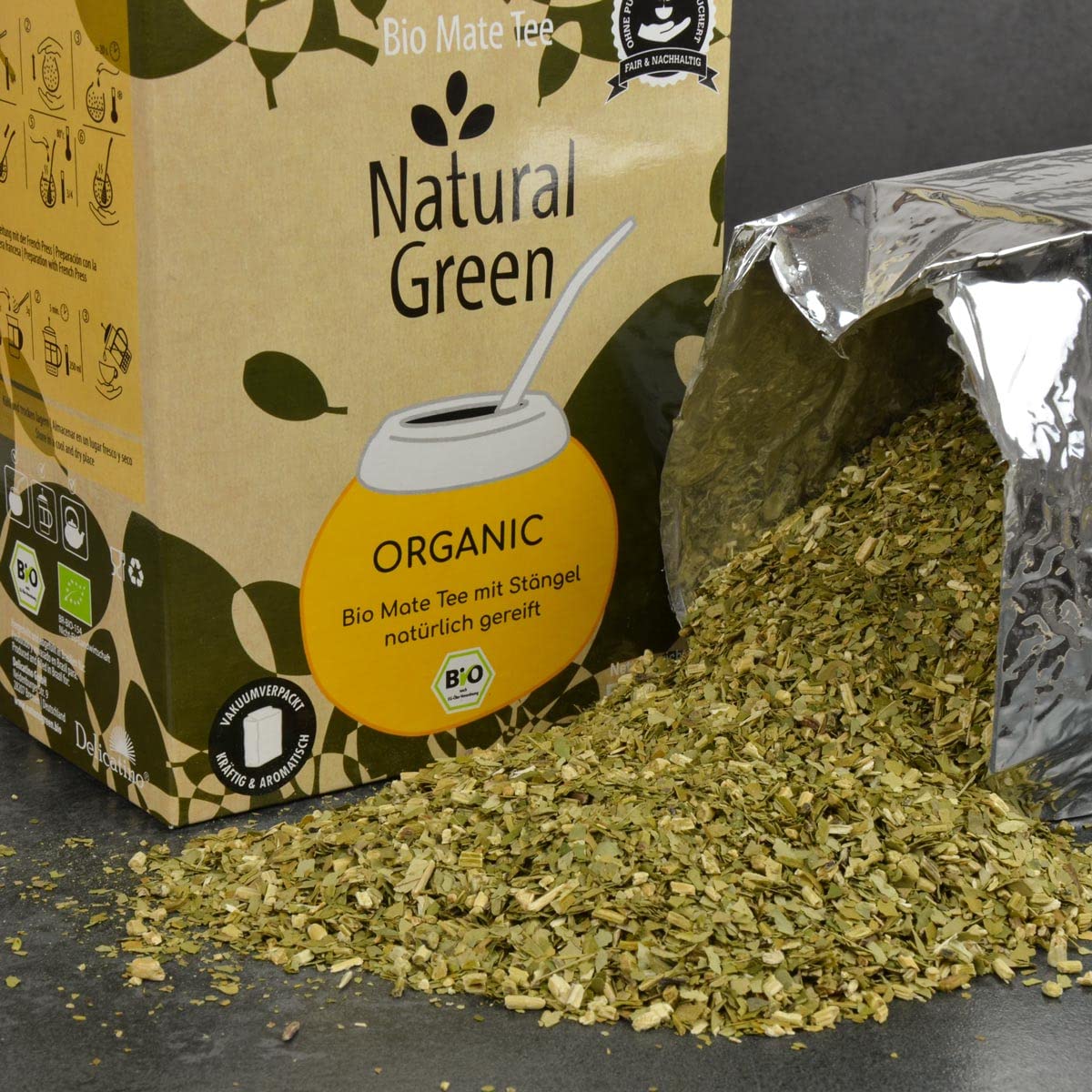 DELICATINO Bio Yerba Mate Tee - Natural Green ORGANIC 3 x 500g - ungeräucherte Mateblätter + Stängel OHNE Pulver, natürlich gereift, Vakuumverpackung
