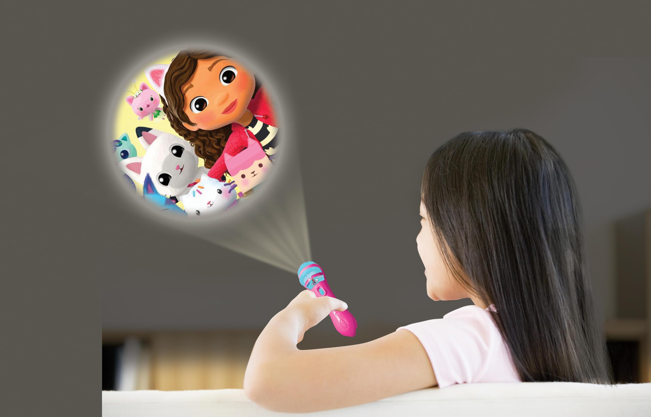 LEXIBOOK, Gabby's Dollhouse, Stories projector and torch light - Image 3