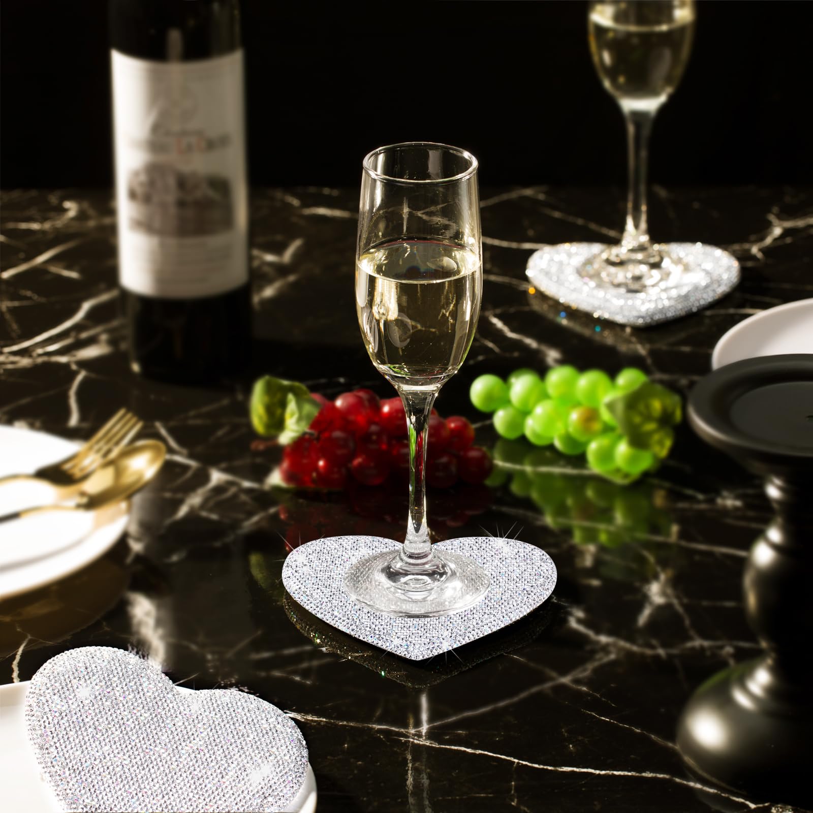 Bling Herzförmige Untersetzer, Set mit 6 Strasssteinen, Diamant-Trinkuntersetzer für Couchtisch, Kristall-Tassenmatte für heiße oder kalte Getränke, verdickt, rutschfest, Herz-Geschenke, glitzerndes