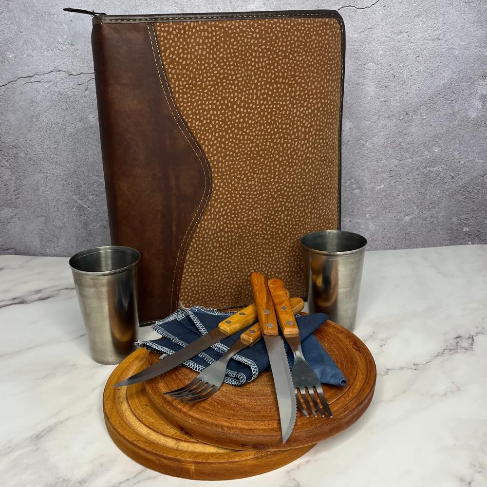 Picnic Set for 4 Gaucho Style from Argentina - Set with Knife, Fork, Wood Plate and Cloth Napkin