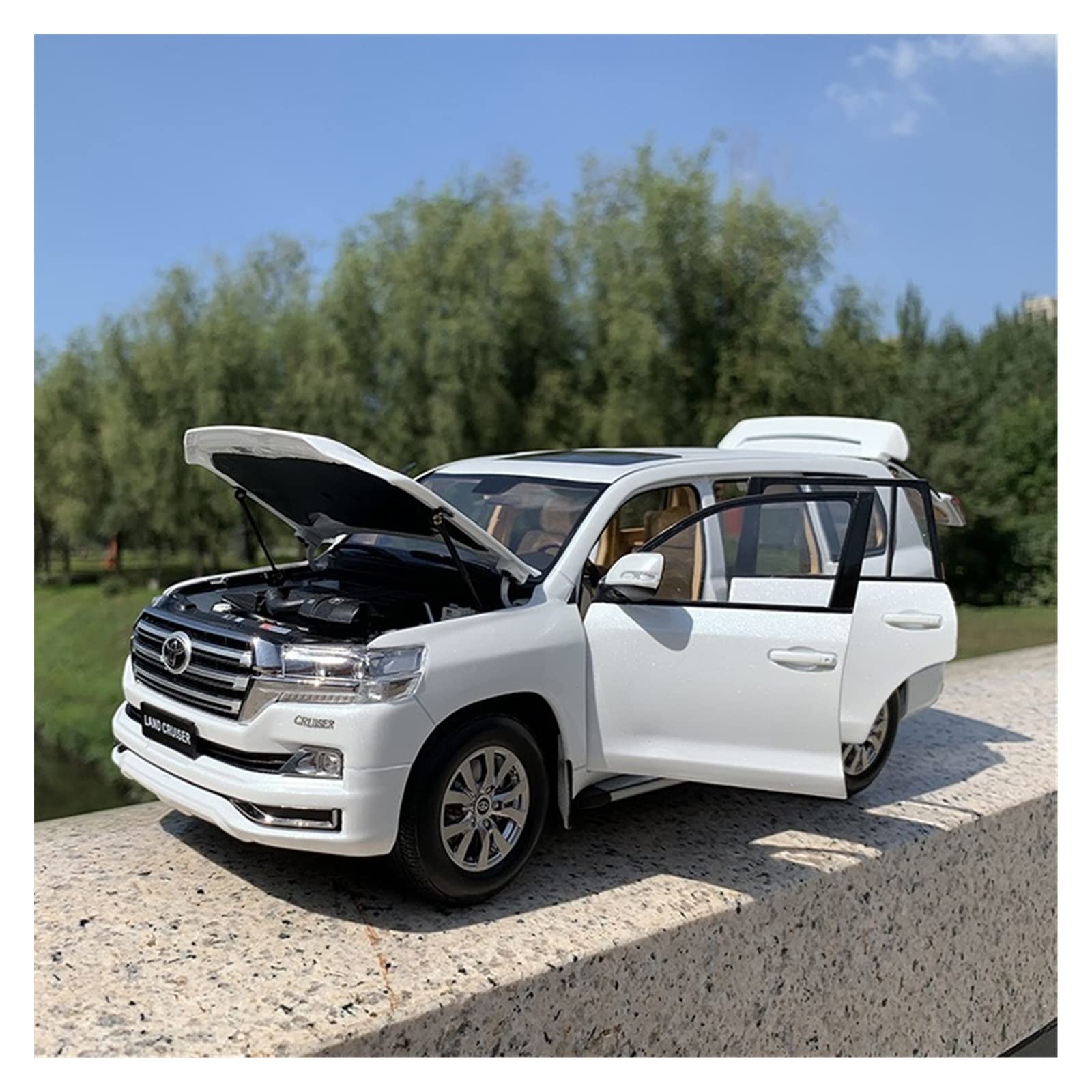 Amazon | 1:18 ランドクルーザーに最適 200 LC200 社外スペアタイヤ