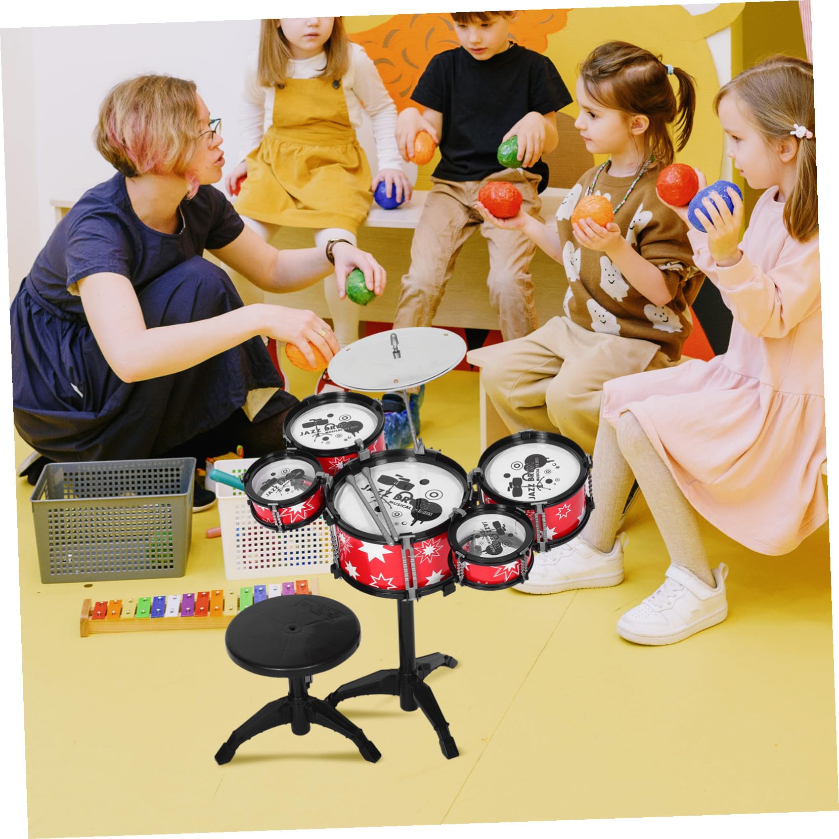 Piccola Batteria Giocattolo per Bambini e Piccoli, Plastico Rosso, Costruzione Robusta, Strumento Musicale Multifunzione per Giochi Educativi