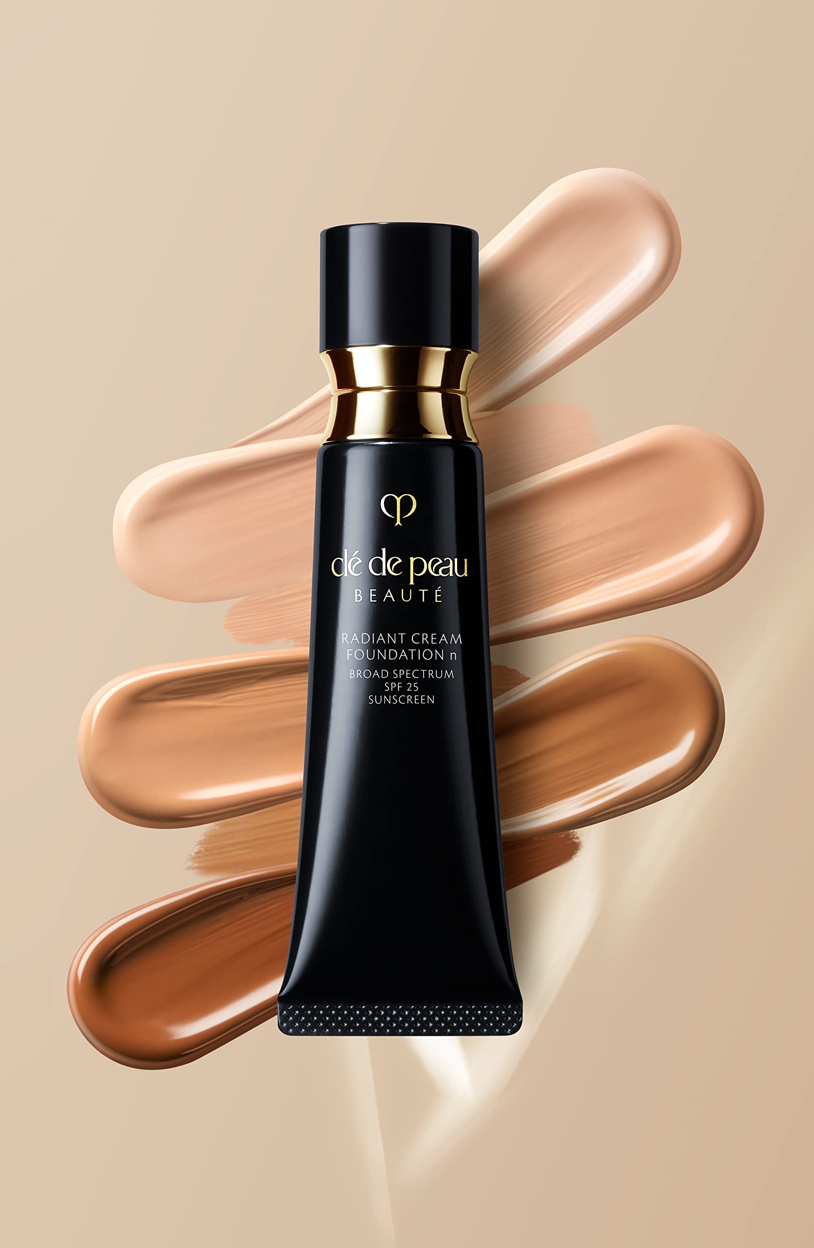 Cl%C3%A9 Peau Beaut%C3%A9 Radiant Foundation