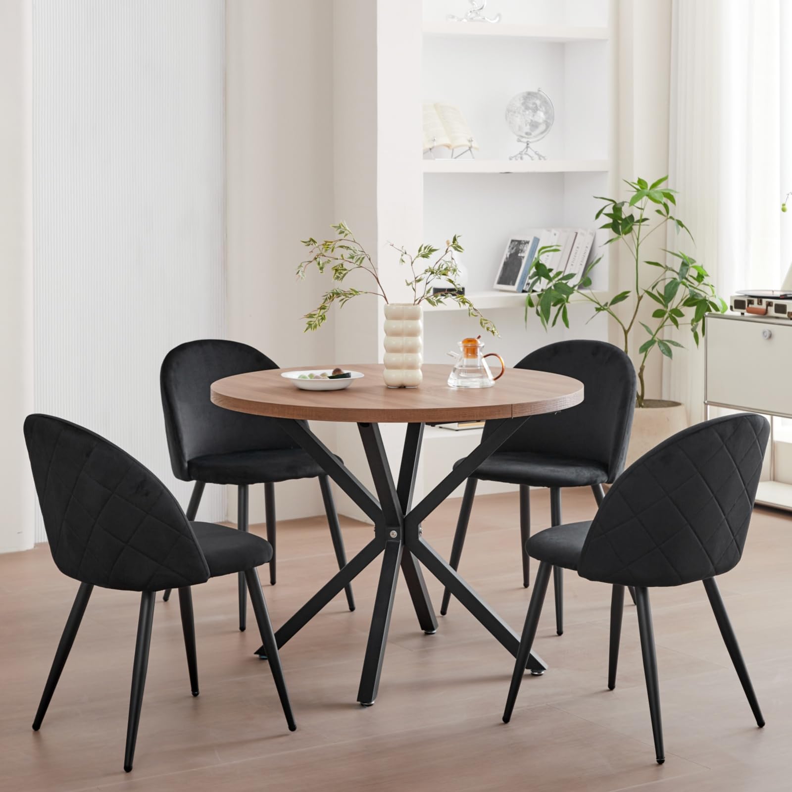 Set di 4 Sedia da Pranzo, Sedia da Pranzo in Morbido Velluto, Gambe in Metallo, Imbottitura Protettiva Regolabile - Nero