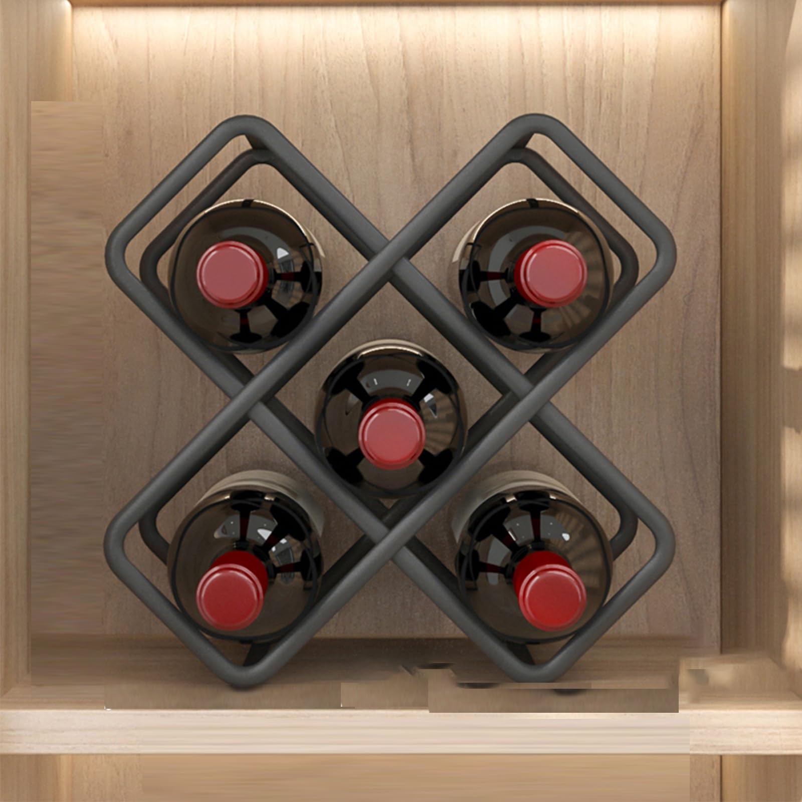 Casier à vin suspendu luxe en grille diamantée pour salon chic