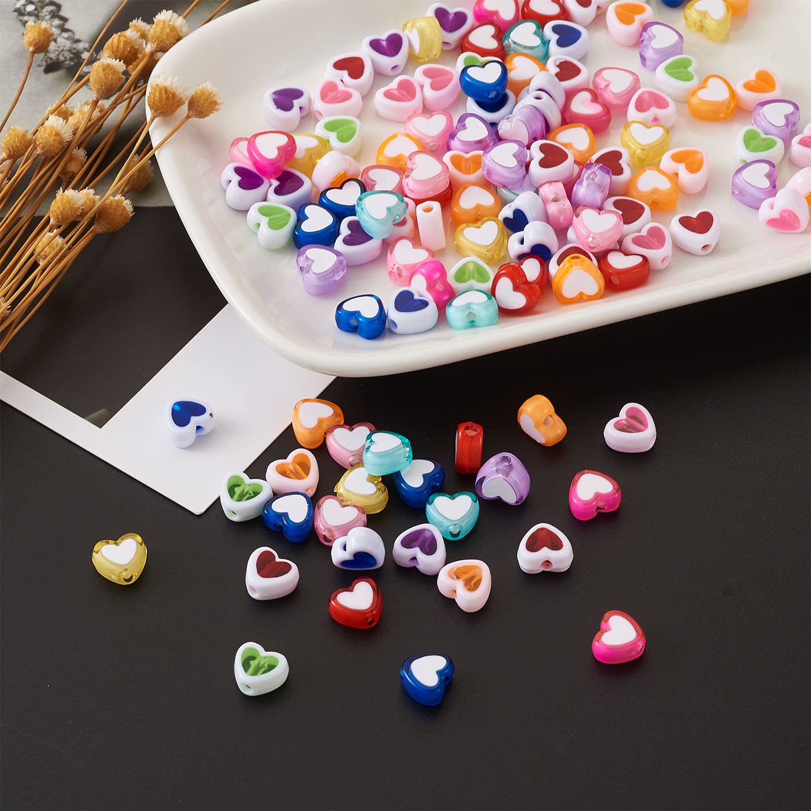 20 pezzi di perline acriliche a forma di cuore d'amore, colore