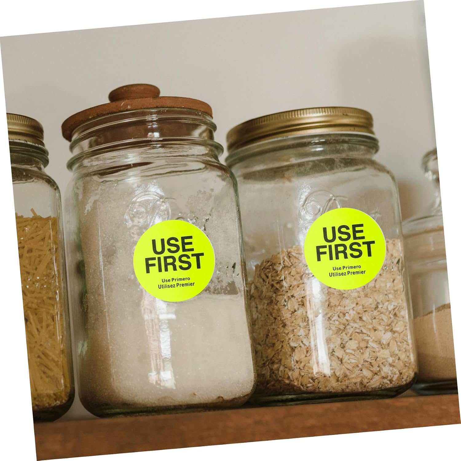 MAGICLULU Food Label Stickers Week Inventory Control Stickers Removable Dots for Kitchen Restaurant Yellow