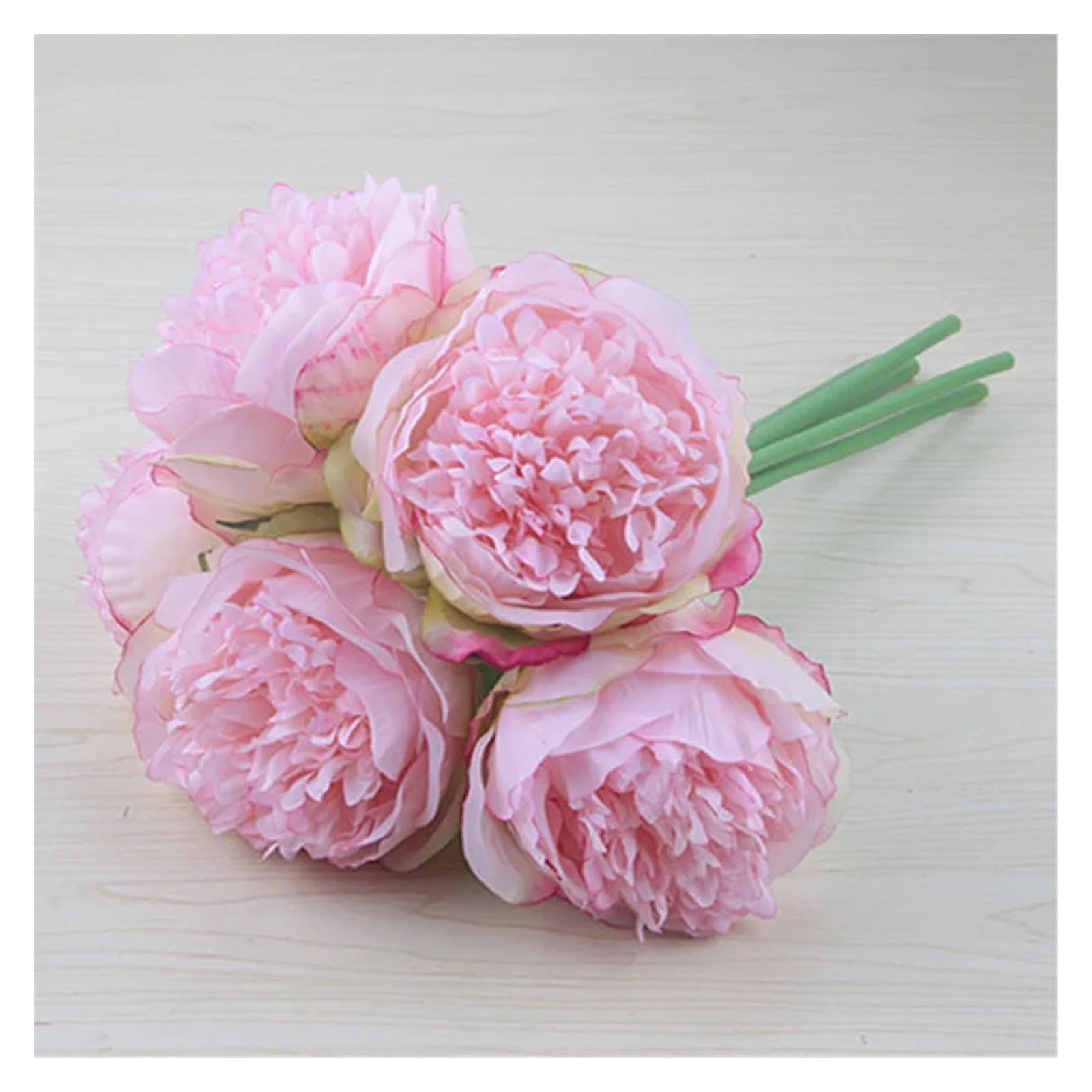 Fleurs artificielles en vase pour déco de table salon