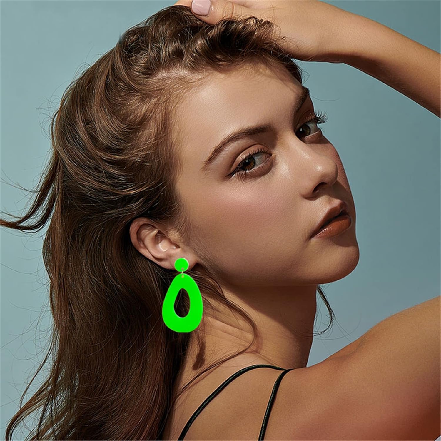 ONLYJUMP Acrylic Drop Dangle Earrings for Women Retro Neon Earrings Minimalist Colorful Acrylic Geometric Oval Hollow Dangle Earrings 80s Party Costume Accessory - Image 3