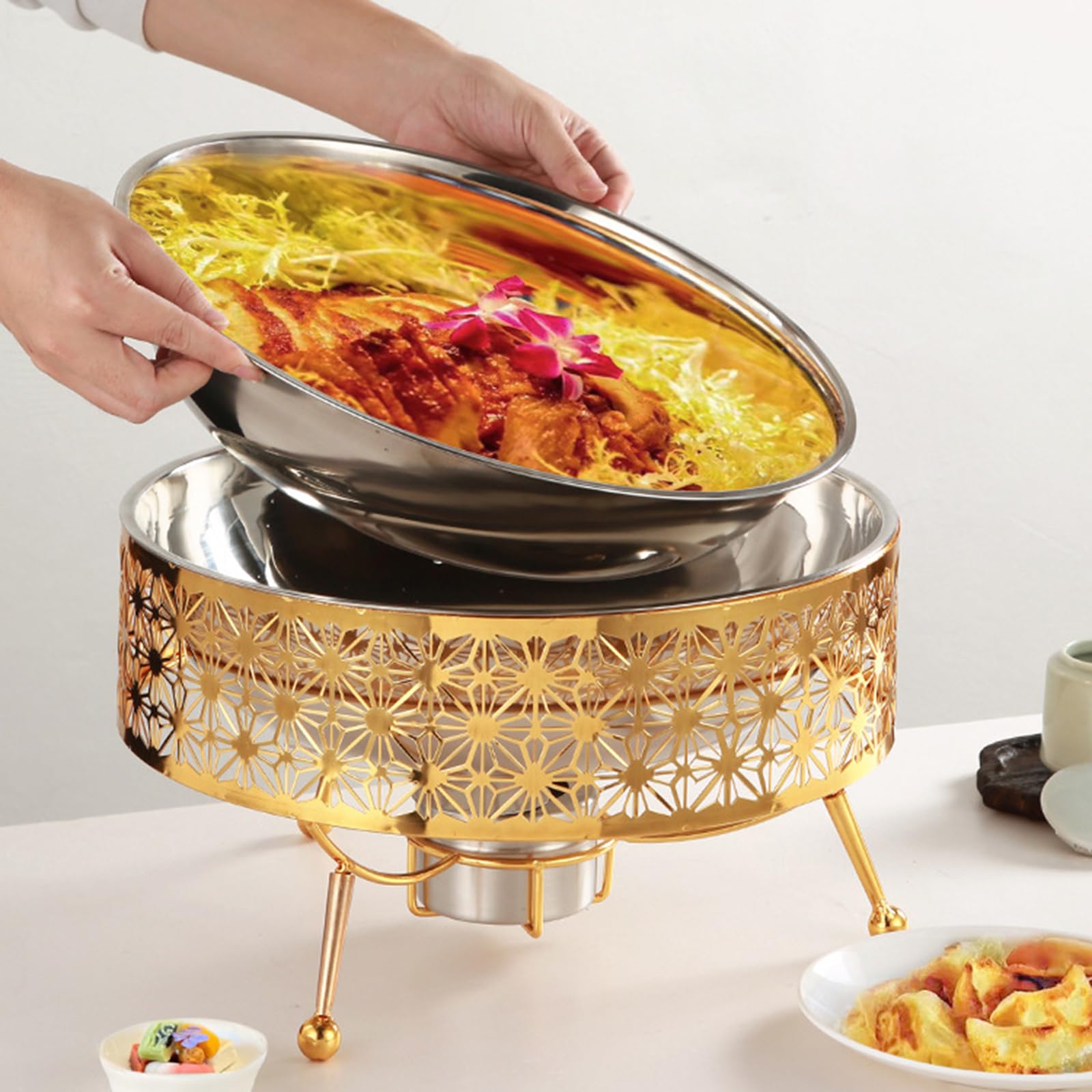 Chafing Dishes pour Buffet, Ensemble De 8 L en Acier Inoxydable, Chauffe-Plats Ronds pour Buffet, Idéal pour Les Fêtes, Les Réceptions, Les Banquets Et Les Mariages (Doré)