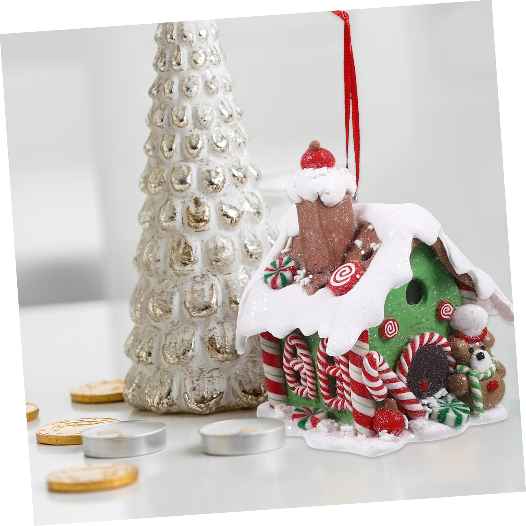 HOLIDYOYO 2Pcs Lighted Christmas Tabletop Decor Festive Polymer Christmas Village Houses for Holiday Gifting and Home Decoration