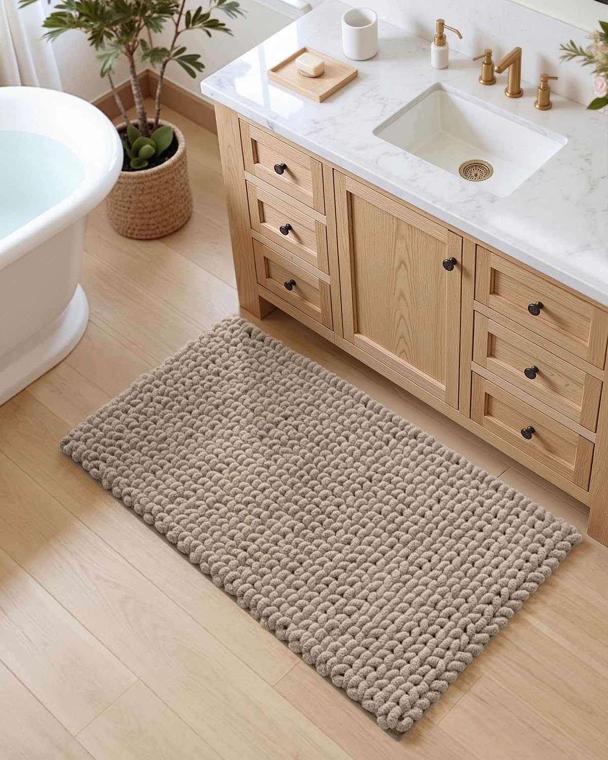 DEXI Bathroom Rugs 24x43, Non Slip Washable Bath Mat, Luxury Chenille Super Absorbent Ultra Thick Bathmats for Shower Floor, Plush Fluffy Shaggy Carpet for Tub, Beige