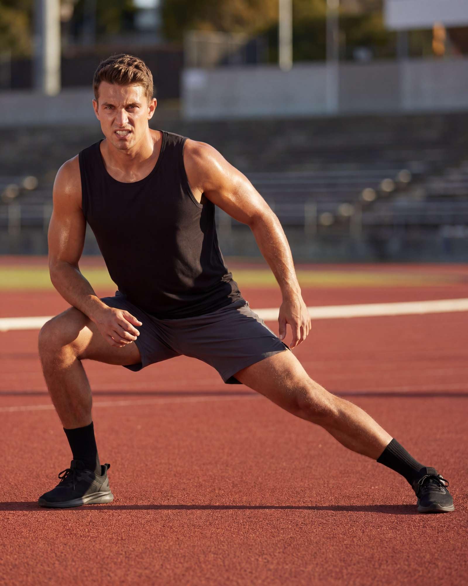 Real Essentials 5er-Pack: Herren Dry-Fit Muskel-Tanktop ärmellose Shirts Workout Tees Athletic Gym (groß und groß erhältlich)