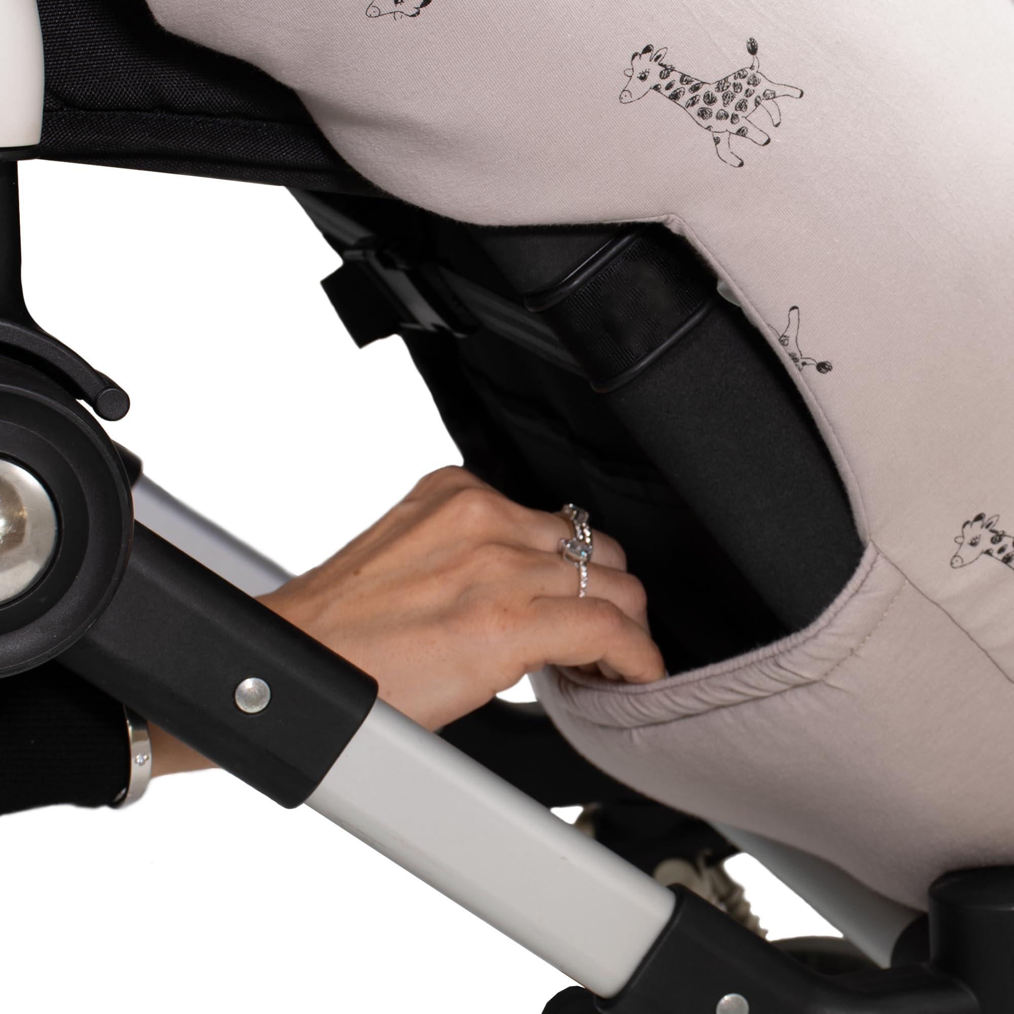 JYOKO Kids Saco Cubrepiés de Invierno Compatible con Portabebés, Sillas de Coche y Cochecitos de Paseo | Polar Teddy Extra Suave | Hecho en España (Giraffe, 80 Cm)