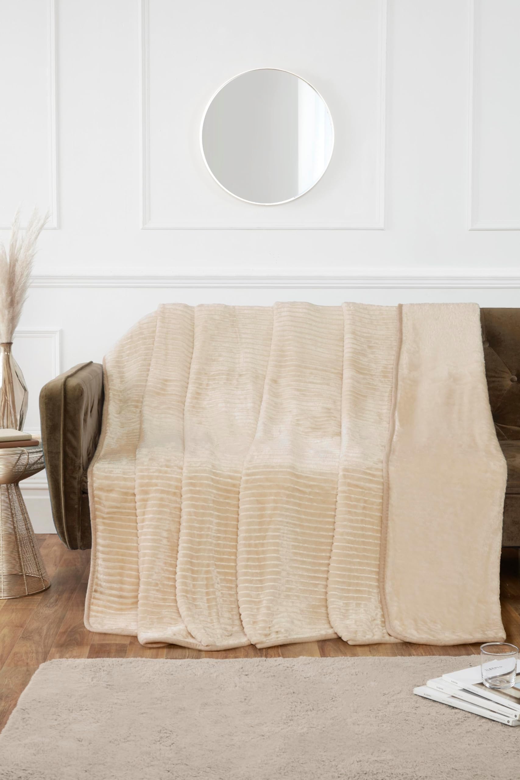 Rapport Home Luxury Ribbed Mink Blanket 150x200 cm Ivory