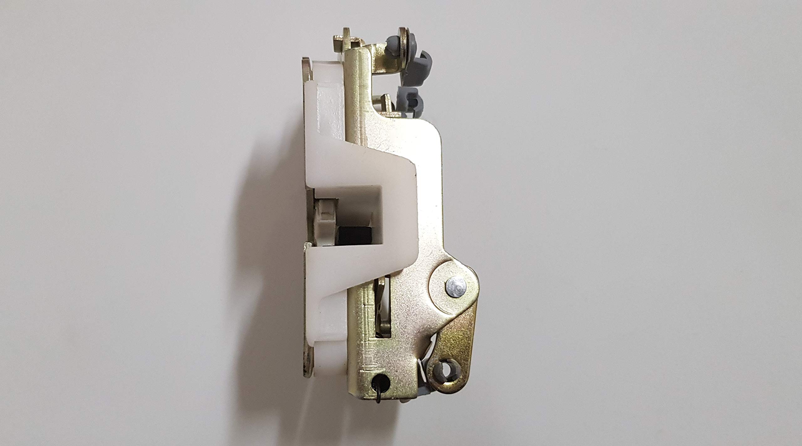 USED)Inner lock Door Latch Lock Suzuki SJ410 SJ413 Samurai Sierra