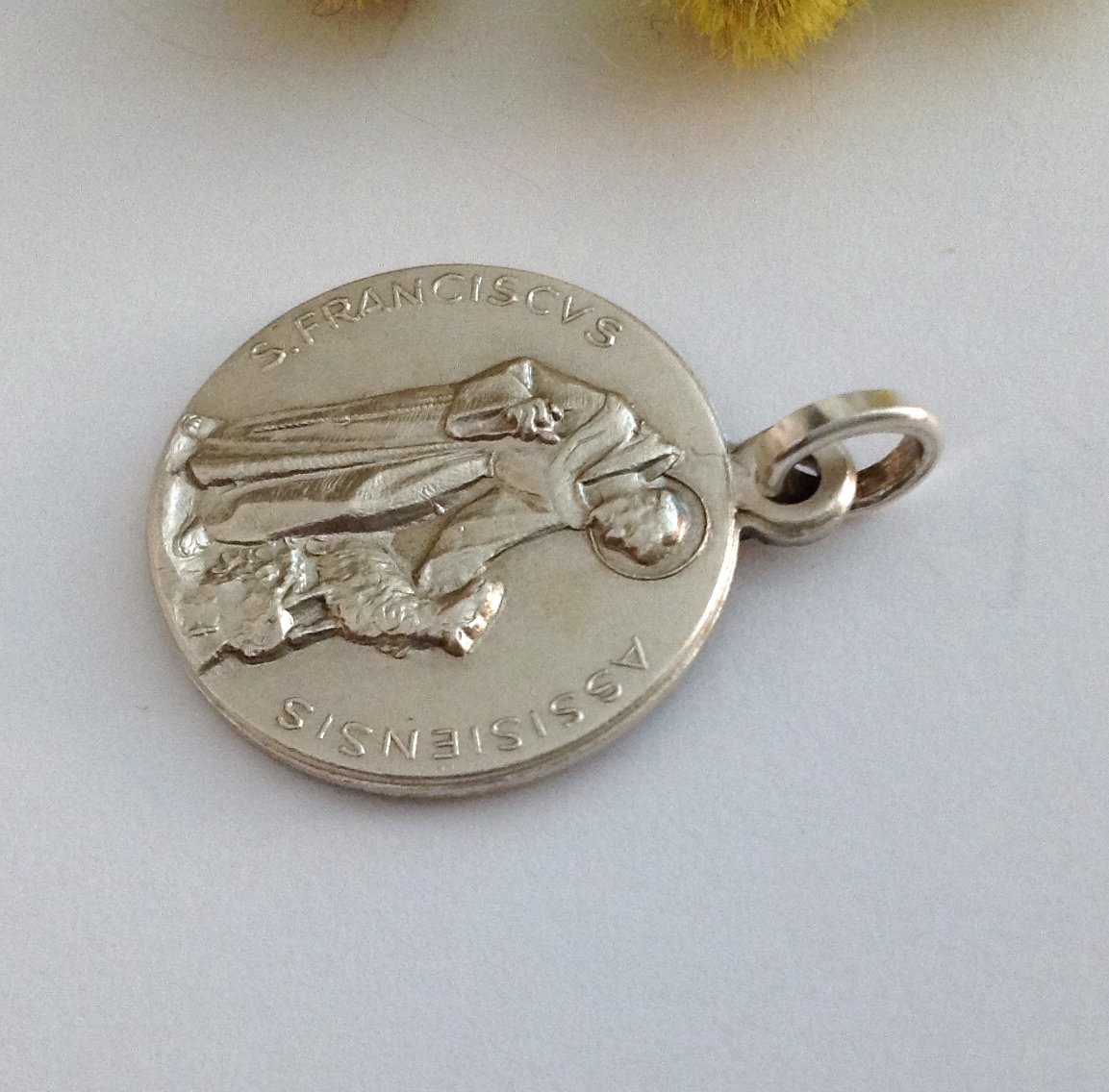 I G J Médaille de Saint François d'Assise en Argent Massif 925 - Patron de l'Europe