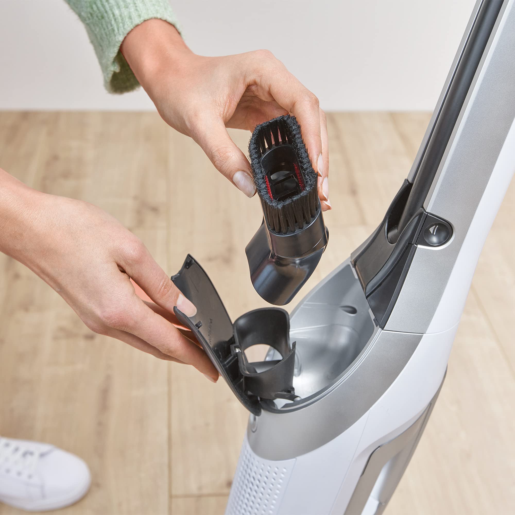 BOSCH BBH3ALL28 Aspirapolvere multifunzione cordless 2in1 e Flexxo - 2 velocità - 28 V - 55 minuti di autonomia - Bianco metall