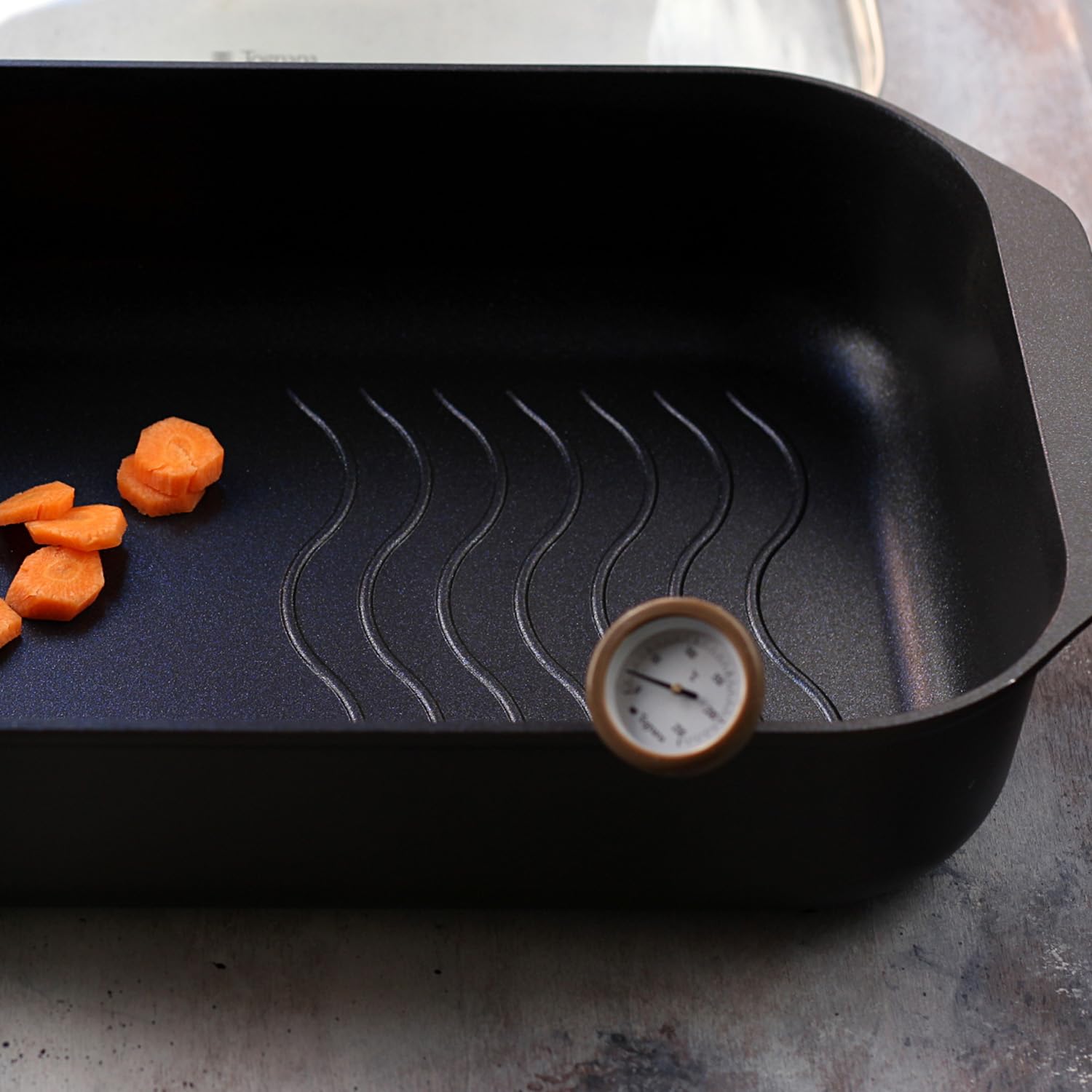 Juego de asador de horno con rejilla, temporizador y tapa, apto para hornillo eléctrico – Asador antiarañazos para hornillo de gas, de bronce y aluminio, 34 x 25 cm