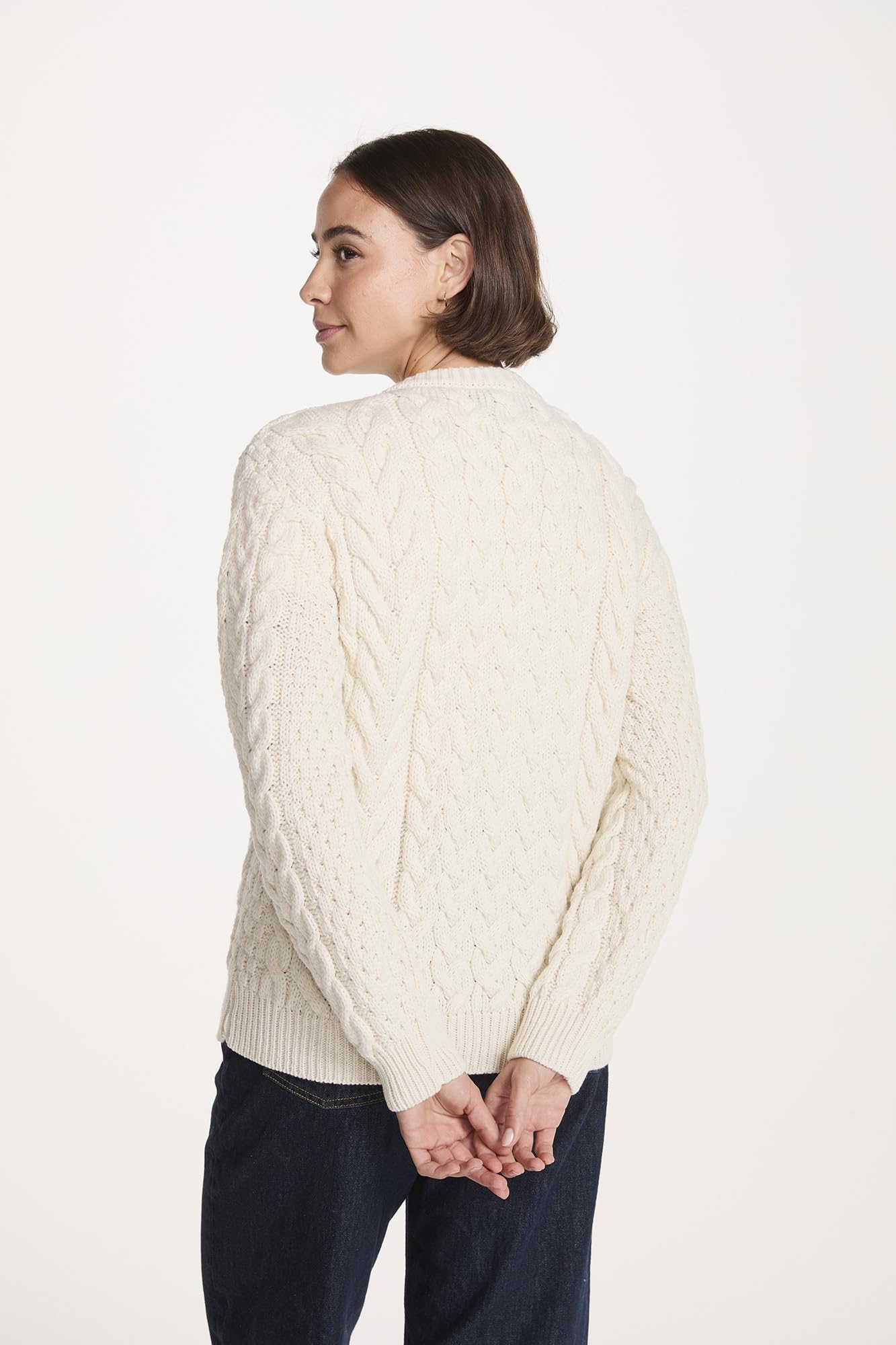 Aran Woollen Mills - Cárdigan de Lana Merina, Supersuave, con Cuello Redondo y Tejido