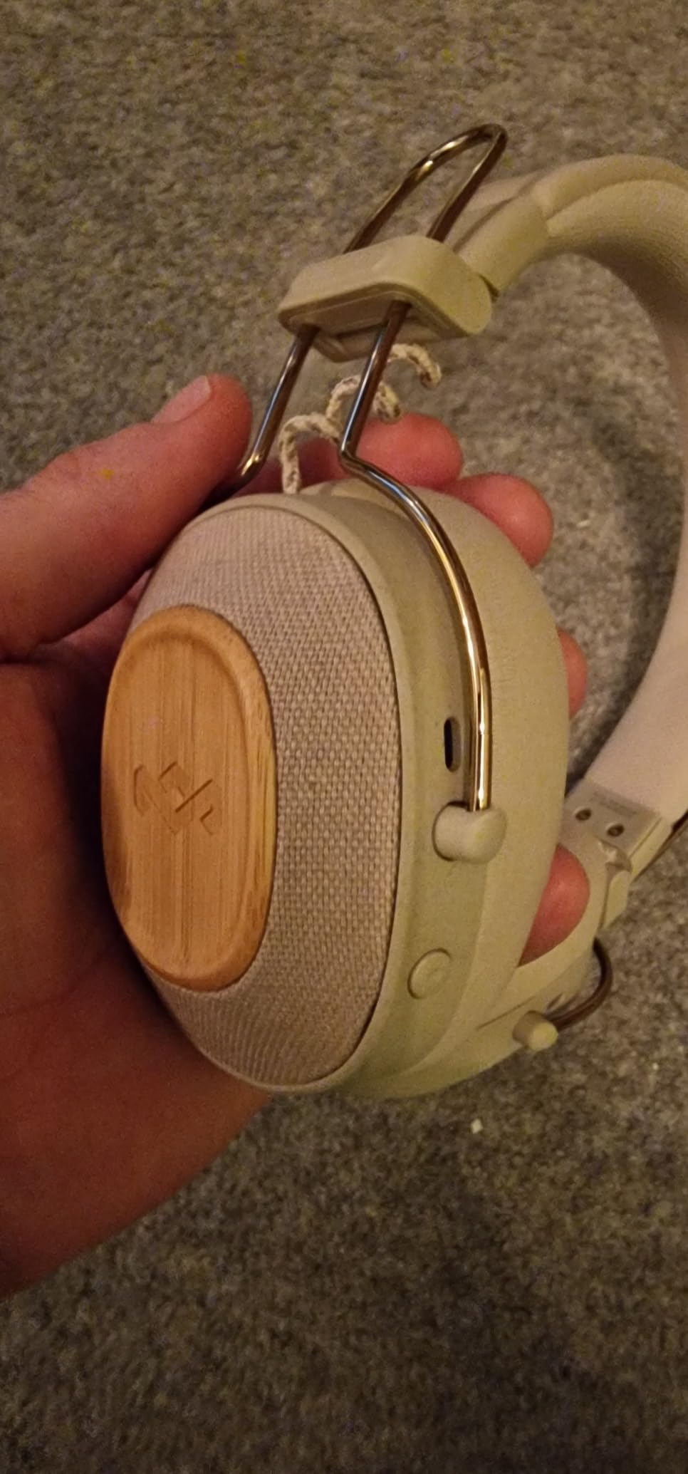 user_image_1759601220