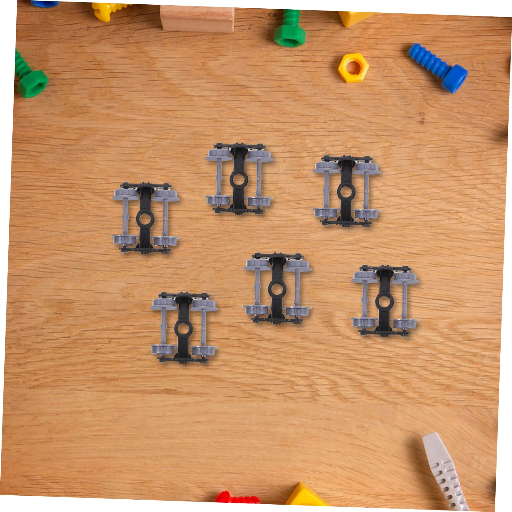HANABASS 18 Pcs Roues de Train Plastique Kit de Remplacement Stable et Facile à Installer pour Modèles Réduits Accessoires DIY pour Projets Scientifiques et