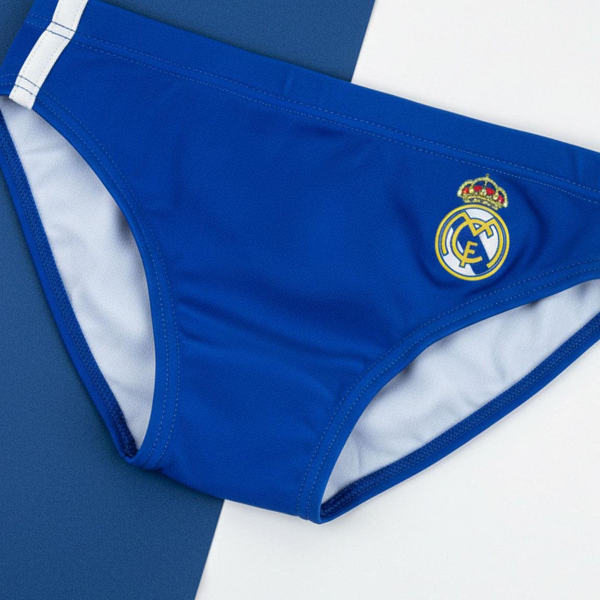 Bermuda Baño Real Madrid Niños - Bañador Real Madrid Niño Playa, Piscina, Secado Rápido y Resistente al Cloro, Boxer Natación Niños Cordón Ajustbales y Bolsillos, Bañador Niños — view 2