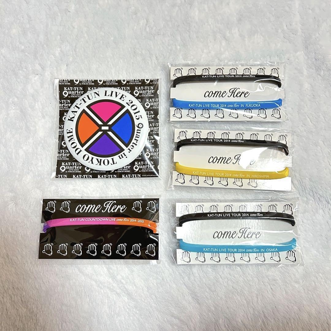 Amazon.co.jp: KAT-TUN ライブ ツアー グッズ ブレス come here 缶バ