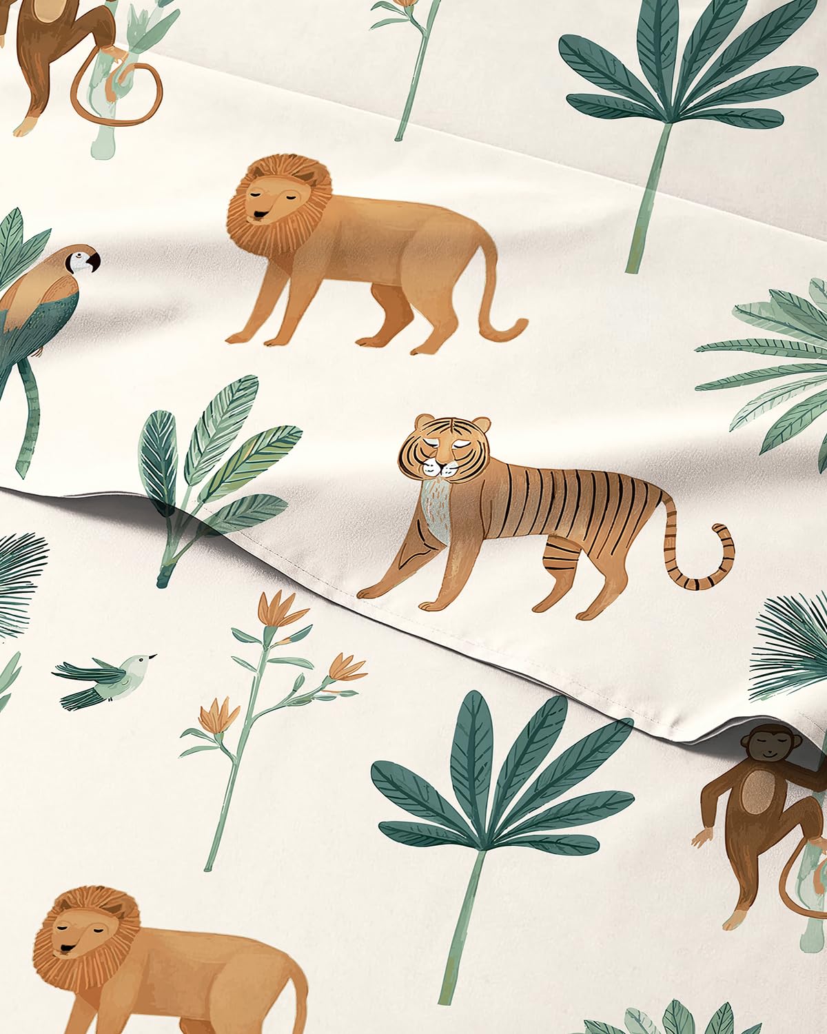 Kids Queen Size Safari Bed Sheets - 4 Piece Kids Safari Sheet Set - Wild Animal Bedding - Ultra-Soft, Cute &amp; Cozy - Breathable &amp; Machine Washable - Adventure Bed Set for Boys, Girls, Teens &amp; Toddlers