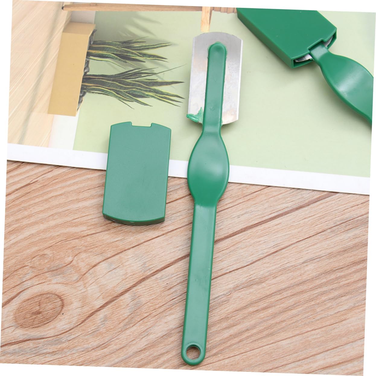 Mikinona 2pcs Carbon Steel Cake Slicer Slicer for Homemade Bread Cake Style Bread Knife for Bagels Pastries Fruit