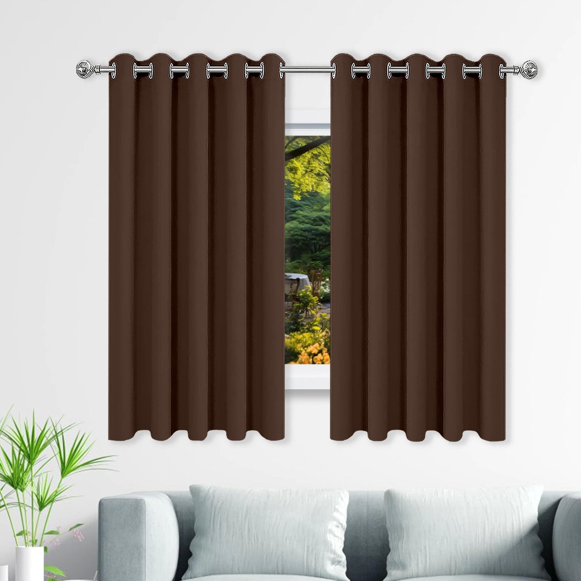 Rideaux occultants pour chambre : créez un cocon de fraîcheur en brun