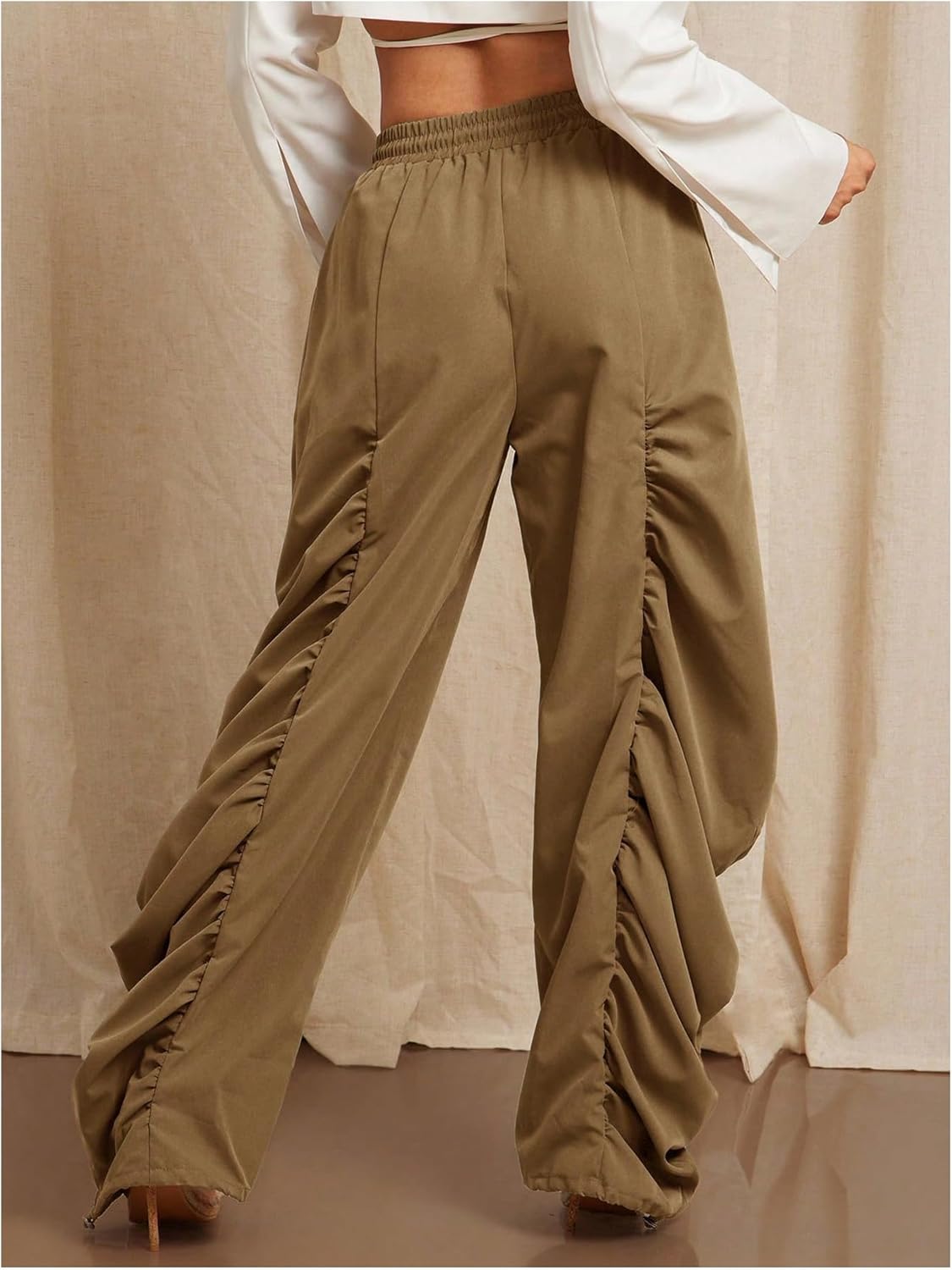 WDIRARA Women's Ruched Baggy Parachute Pants Drawstring Elastic Waist Pants Joggers - Image 4