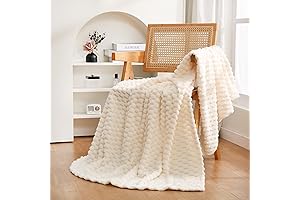 Cream White Flannel Fleece Throw Blanket: Ultimate Comfort and Style