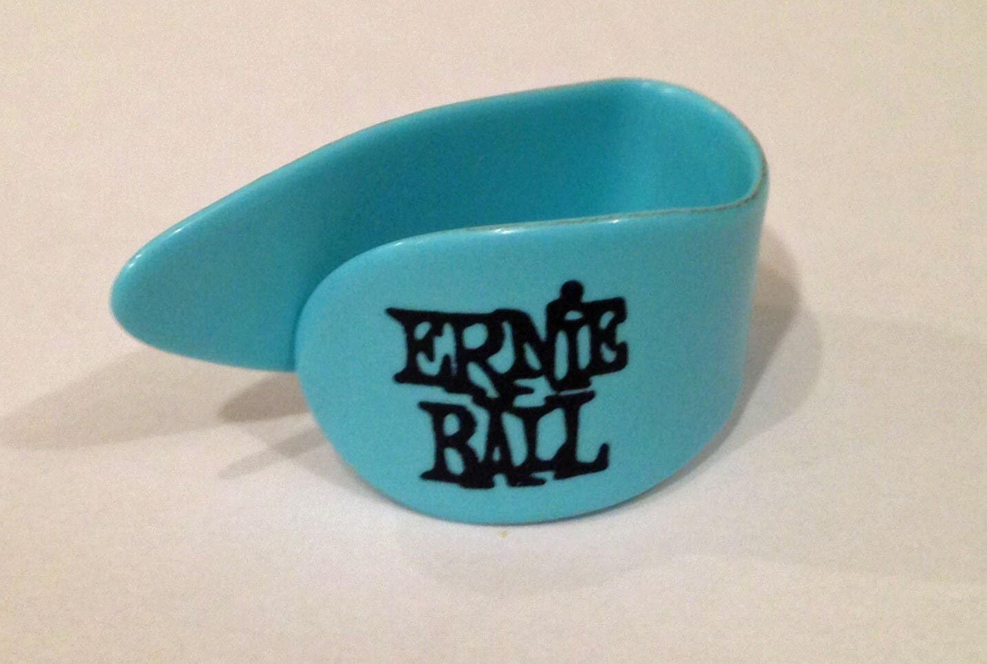 Amazon ERNIE BALL Thumb Picks アーニーボール親指用サムピック（プラスチック） (ブルー) ピック