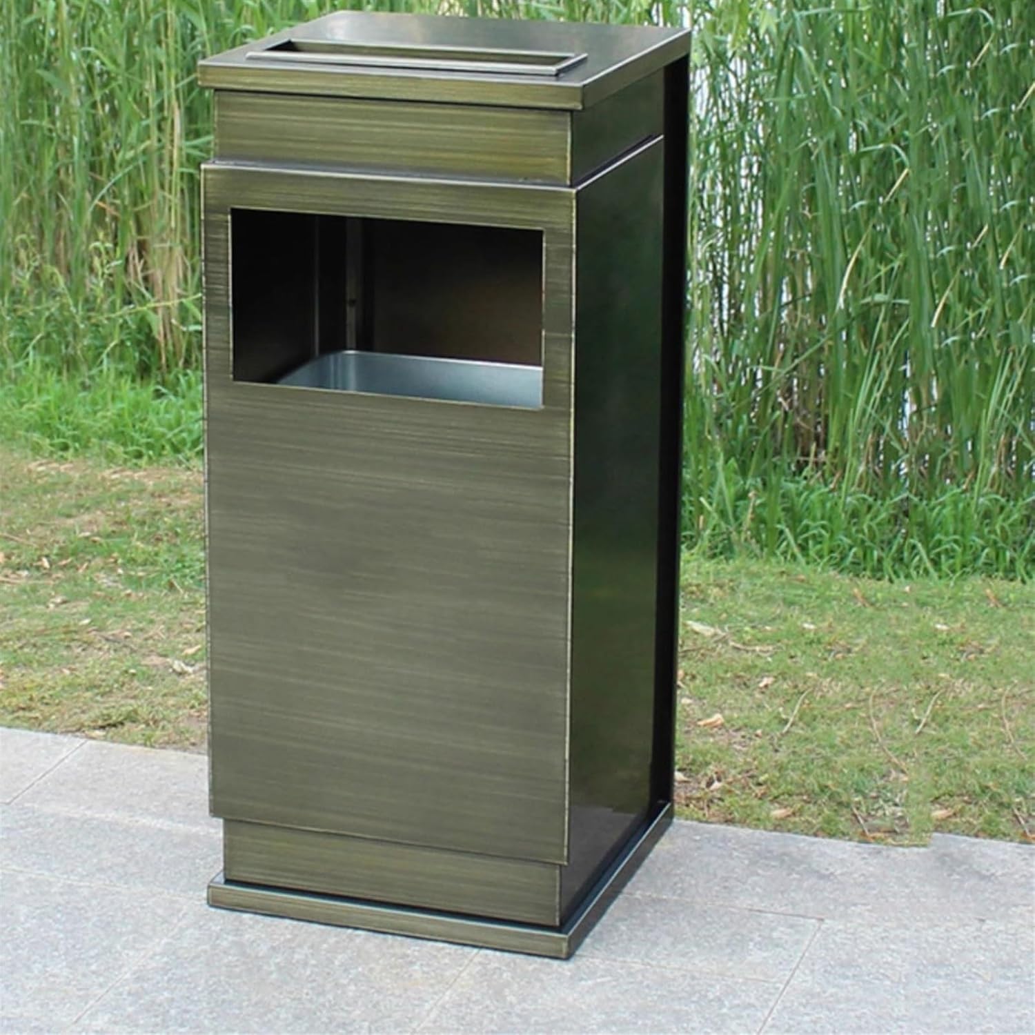 Trash Can Outdoor Trash Can Large Outdoor Garbage Cans Outdoor Scenic Villa Courtyard Bins Large Commercial Community Property Ashtray Bin Classification Cour(A)