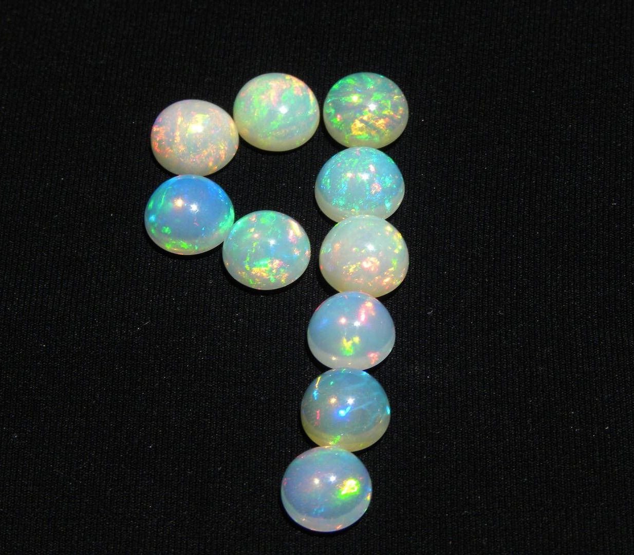 Opaline de feu Éthiopie 9mm cabochon rond naturel calibré pour remplacer pierre bague