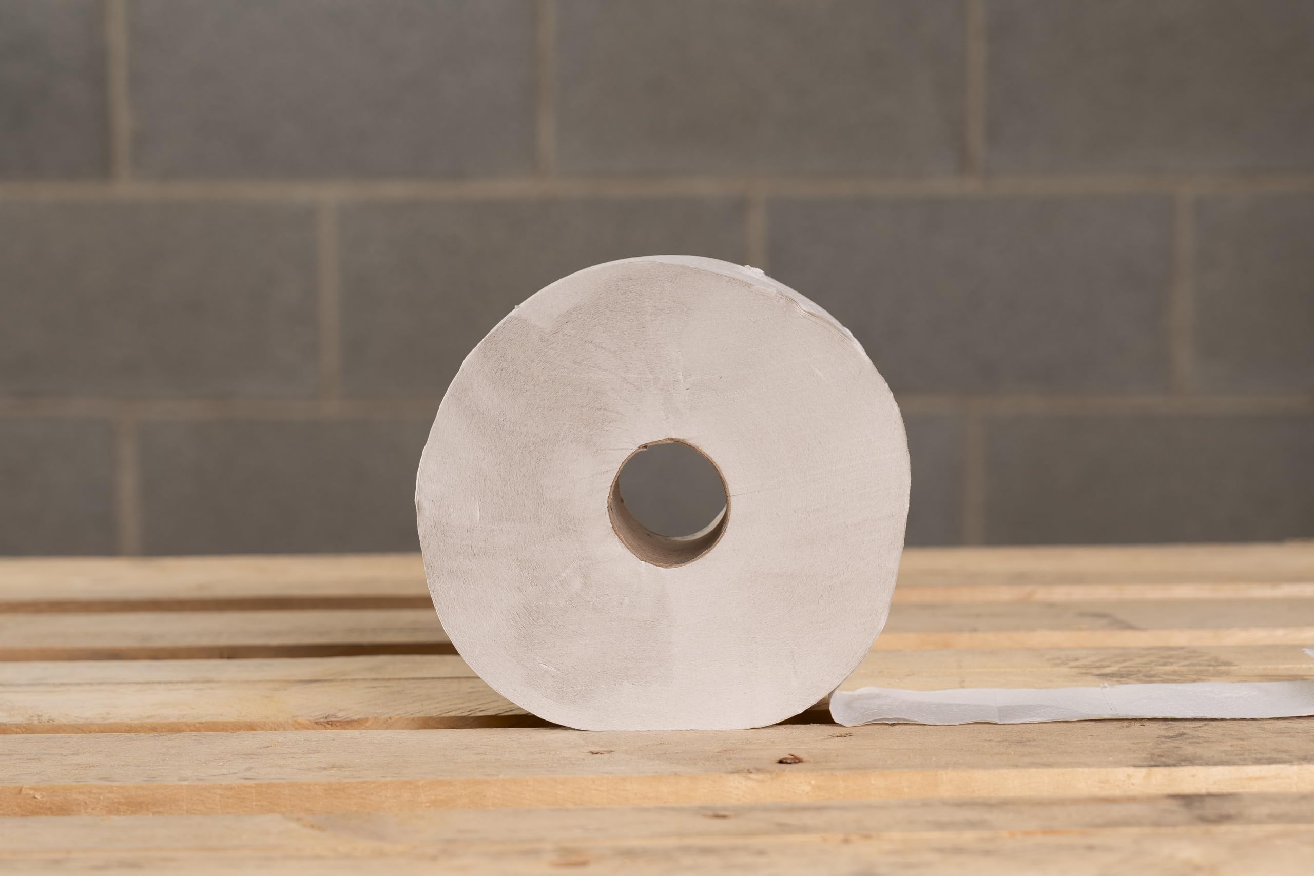 Papel Higiénico Industrial Reciclado, 145m, 2 Capas, 18 Rollos, Mandril Estrecho
